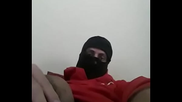 Macho indo um boquete