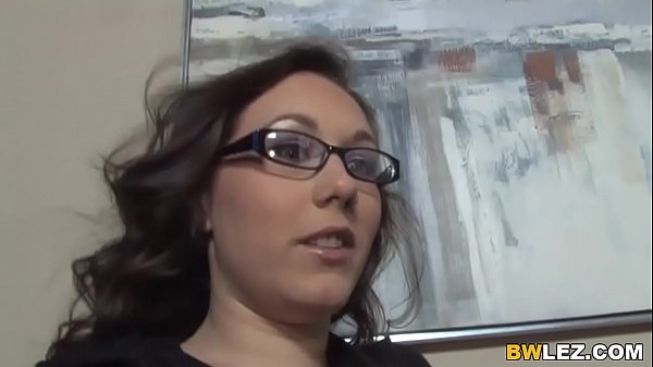 Play MP4 - Rough lesbian Action with Stace Lane and Sin Sage