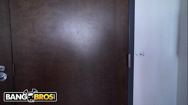 Play MP4 - BANGBROS - Big Tits Stepmom Victoria June Fucks Her Loser Stepson Jmac