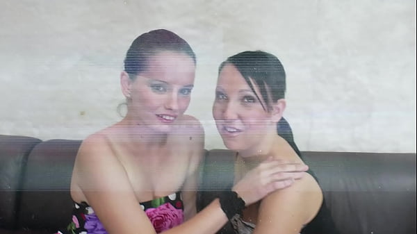 Nonton Lesbians And Fisting thumbnail