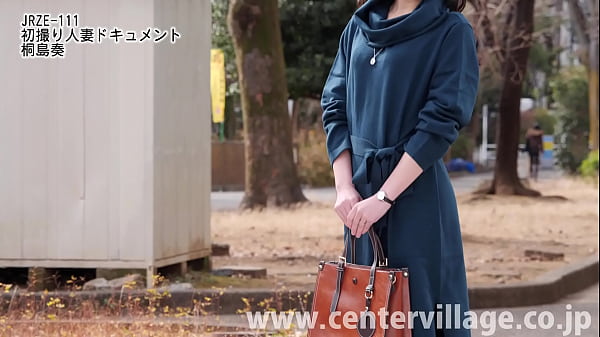 Play MP4 - 初撮り人妻ドキュメント　桐島奏 ＜ダイジェスト付＞