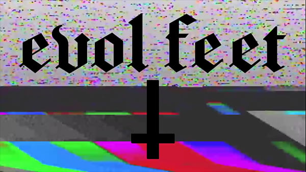 Nonton Agatha Mama Sticking Her Foot In Rotten Venus's Pussy - Dirty On thumbnail