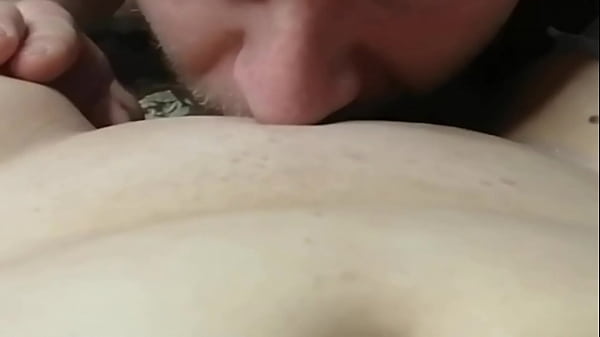 Licks pussy