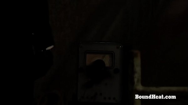 Play MP4 - No Escape 2&colon; Charge Up Her Body