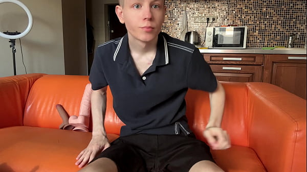 I Have A Date Tonight, So I Need To Shave The Right Places! thumbnail