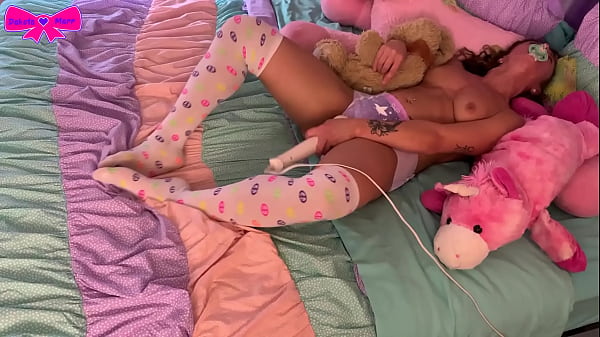Taboo Diaper Girl Vibrating Pull Up Masturbation Dakota Marr Abdl thumbnail