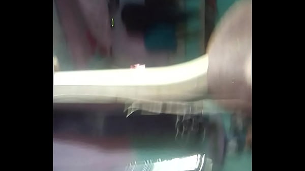 Mostrandome un poco de ella 