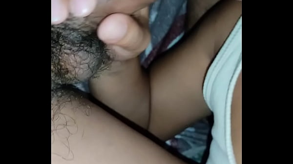 Play MP4 - Pinay Stepmother di nakatiis blowjob sa kanyang stepson