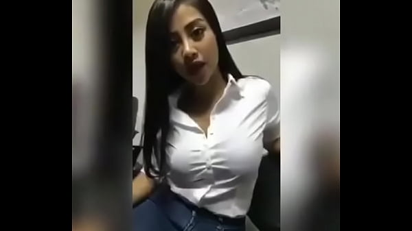 ABCC178F-9DA8-4B68-A010-E7364F6FA458.MOV