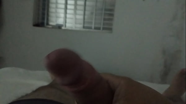 Esperando aquela morena