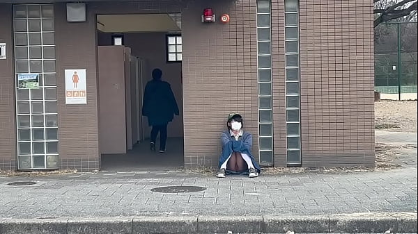 女装まゆのパンチラ露出から下半身丸出し露出 