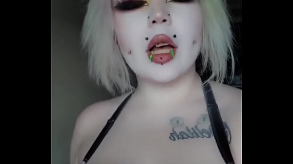 I crave being caressed all the time i even try everything to keep my skin soft for that moment 