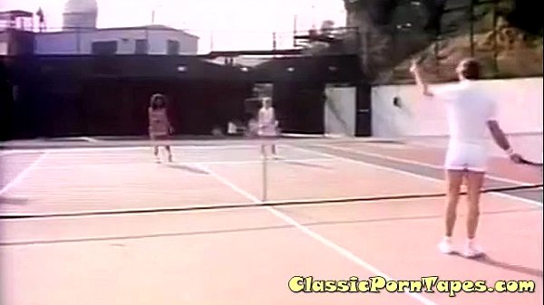 Vintage_Bisex inLocker_room