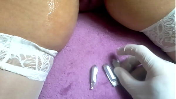 Play MP4 - Supposte di glicerina e fisting anale - le prime volte di fisting
