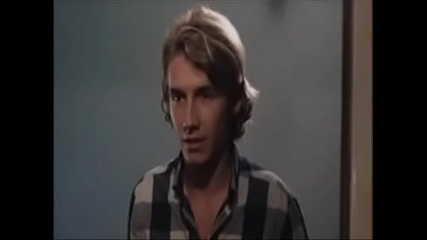 Play MP4 - 18 year old danish boy fucks MILF