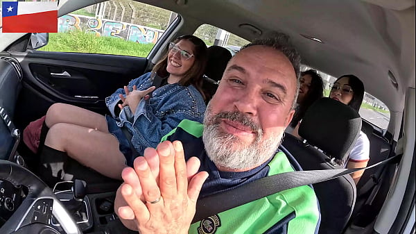 Play MP4 - A modelo Infinitha pegou uma carona em Santiago do Chile mamou nas ruas da cidade