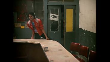 Beat it una de las tantas canciones que lanzo michael jackson y una de las las famosas 