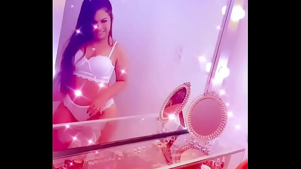 Morena pele bronzeada cabelo lindo