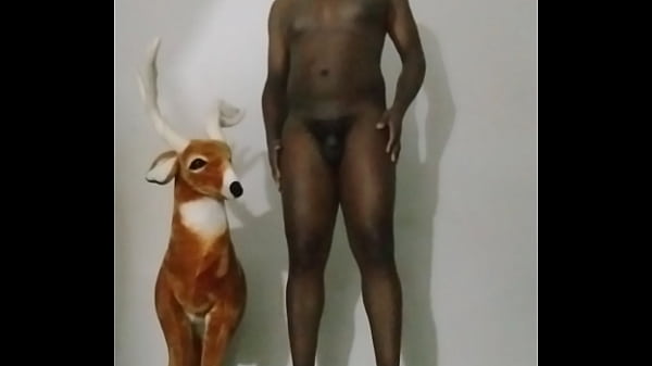 How to make my arms look bigger like the size of my legs for free while exercising 