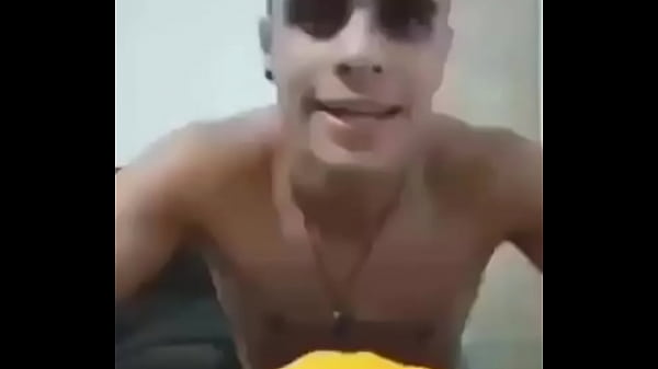 Nonton Tutorial De Como Chupar Uma Bctinha? thumbnail