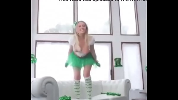 Nonton Who Is She? Please Help thumbnail