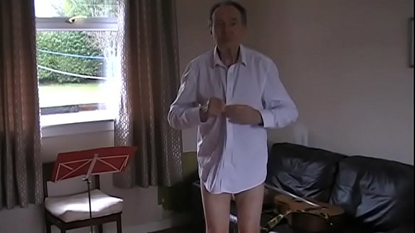 Getting dressed 01 november 2019