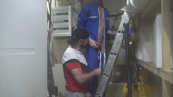 Play MP4 - Jess royan fucked muscle straight mlitary worker for fun Crunchboy porn