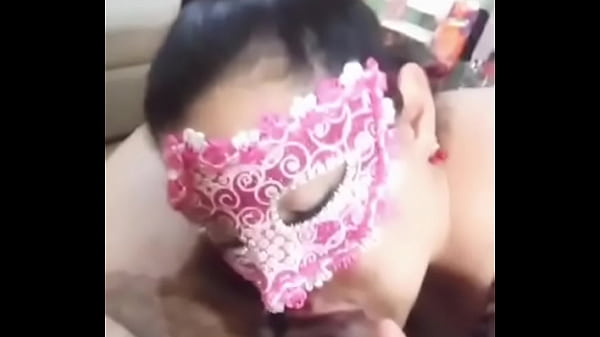 Me la chupa con m&aacute;scara 4