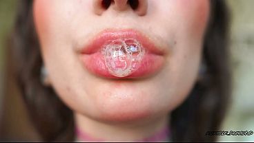 Sweet mouth game juicy lips and sticky saliva
