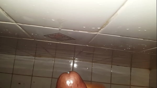 Play MP4 - Professa - cumshot in the shower