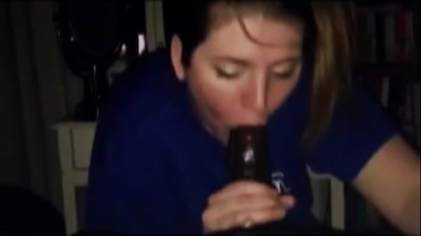 Succulent Samantha_giving ablowjob