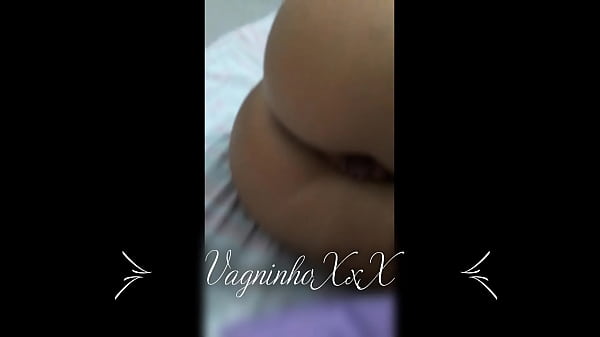 Play MP4 - V&iacute;deo completo Miss bumbum Fl&aacute;via Tamayo no avi&atilde;o fazendo travessuras e vindo para S&atilde;o Paulo cheia de tes&atilde;o pra foder gostoso gozou duas vezes no meu pau Pamela Pantera e Vagninho