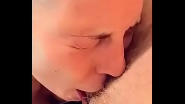 Play MP4 - Deepthroat play