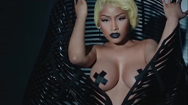 Nicki Minaj BOOBS Krippy Kush ONLY BOOBS 