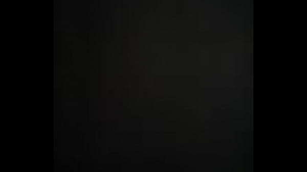 MOSTRANDO A BUNDA , CUZINHO PISCANDO