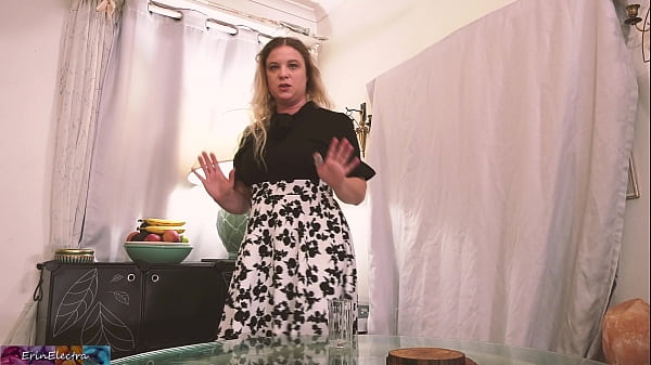 Play MP4 - Stepmom sex lesson