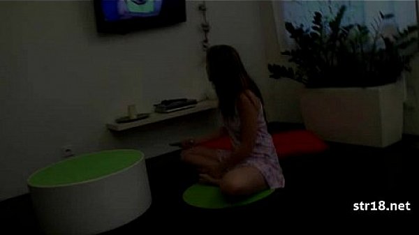 Nonton A Young Couple Make A Sex Tape thumbnail