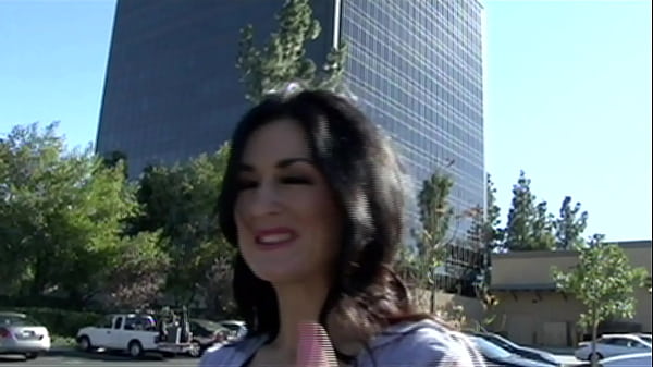 Lake russell loves being a ratchet cougar 