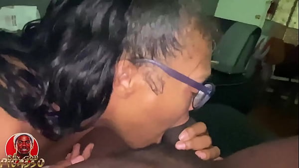 Play MP4 - TheLastRealTop Gets A Blowjob Bitemyasssss