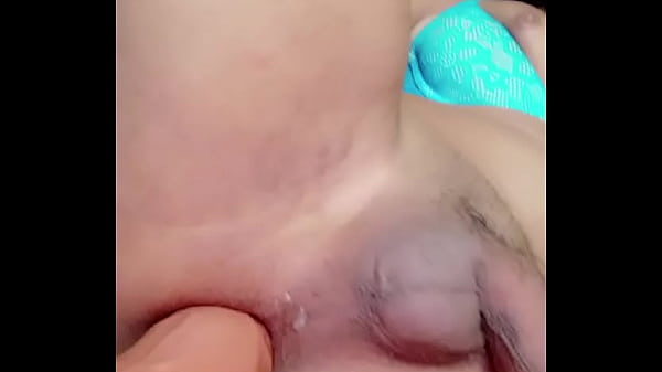 Gorgeous Shemale pleasures herself