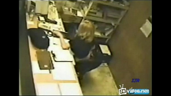 NORMA LA_PUTA DE_LA OFICINA