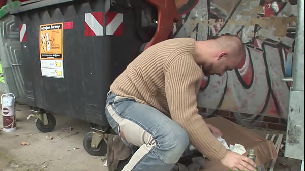 Kat Lee And Kit Lee Watch Each Other Fuck And Suck During A Threesome thumbnail