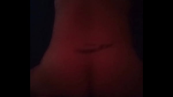 Moviendo Culito Antes De Usarlo thumbnail