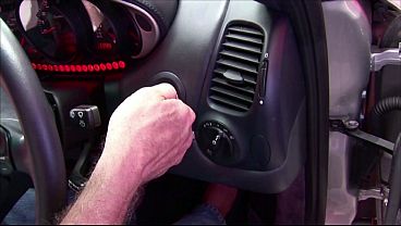 Nonton Team Ben Dover Takes Stacey Saran And Vanessa Hillz For A Rough Ride thumbnail