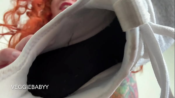 Mean woman holds you down and makes you sniff her sweaty gym shoes pov veggiebabyy 