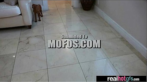 Nonton Gorgeous Gf (roxii Blair) Like Hard Style Sex In Front Of Camera Video-27 thumbnail