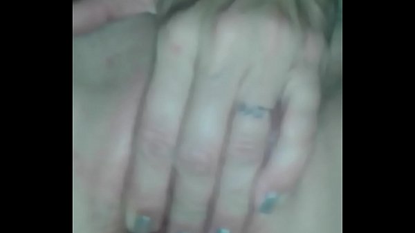 Play MP4 - Clit slapping and pussy Squirting