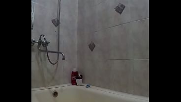 Гей кончил, облил свежей спермой огромный член и трахнул им себя в жопу! Его сперма оказалась в его анале! thumbnail