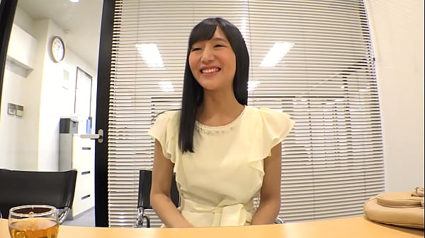 Play MP4 - Japanese cute teen fake idol audition