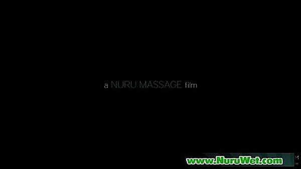 Nonton Slippery Sensual Nuru Massage And Dick Rubbing 19 thumbnail
